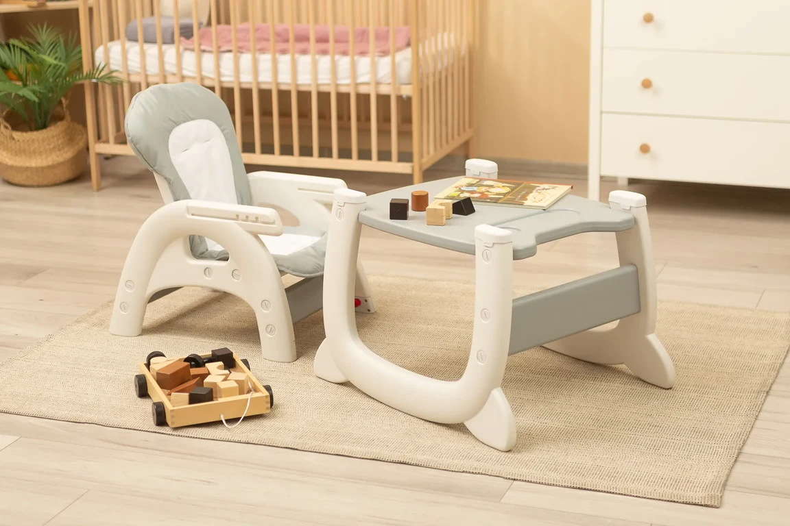 Дитячий стільчик для годування Caretero Homee Grey